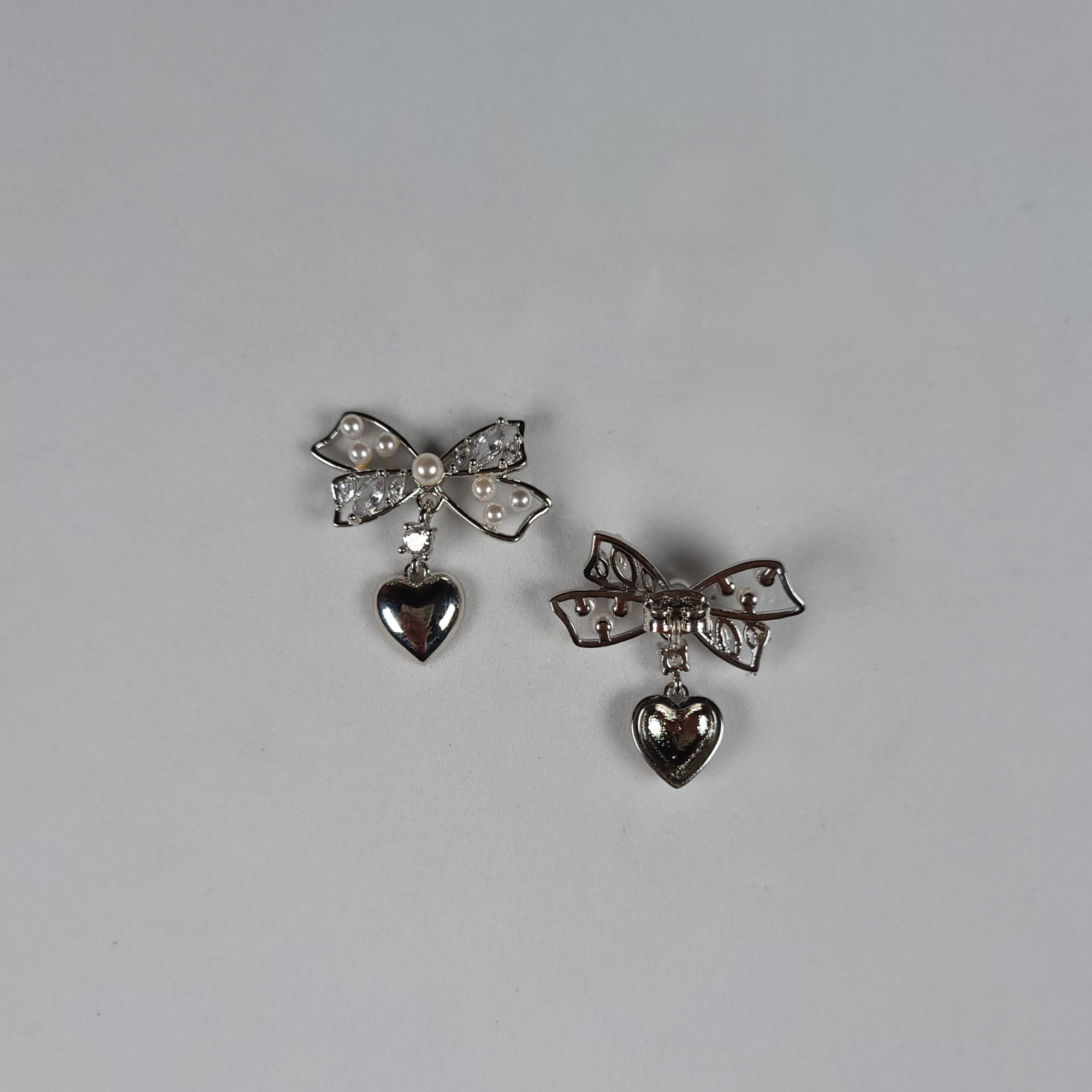 Bow Heart Drop Classic Earrings