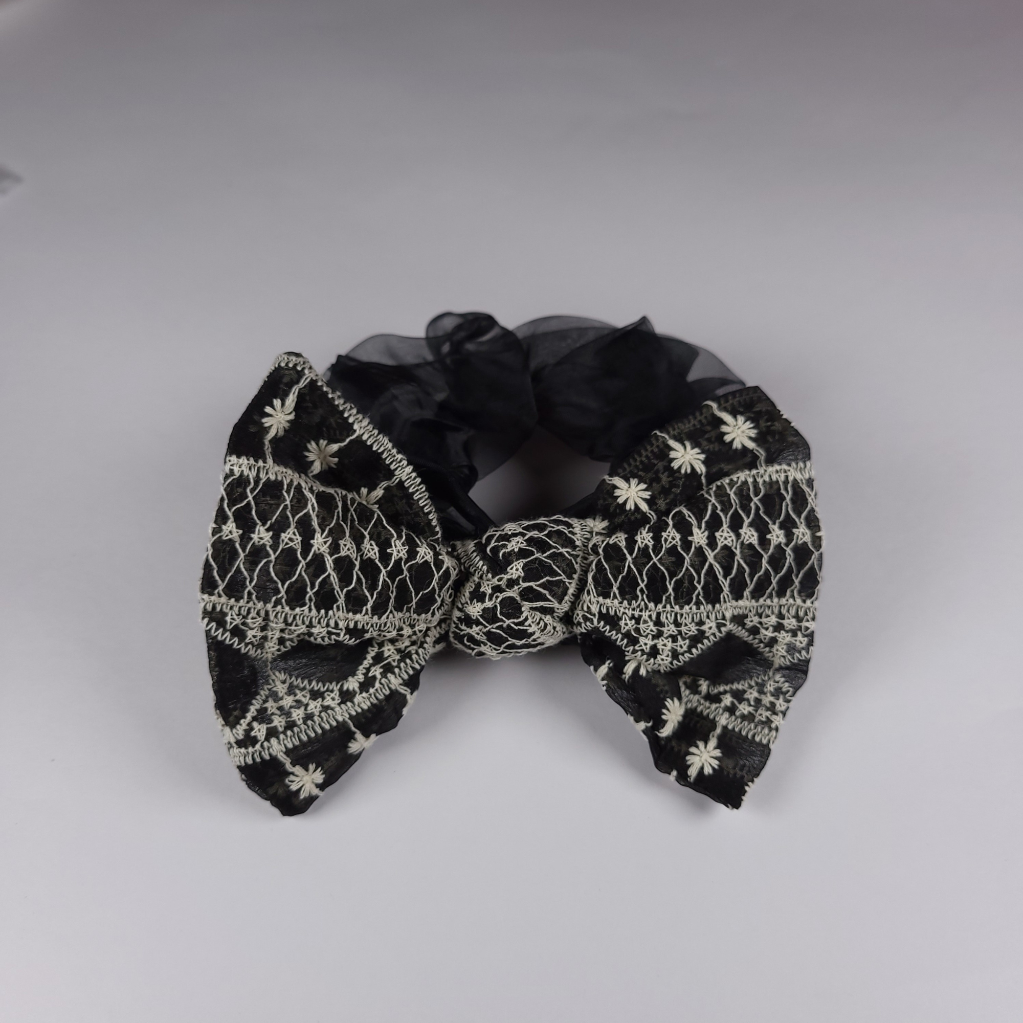 Elegant Bow Knot Black