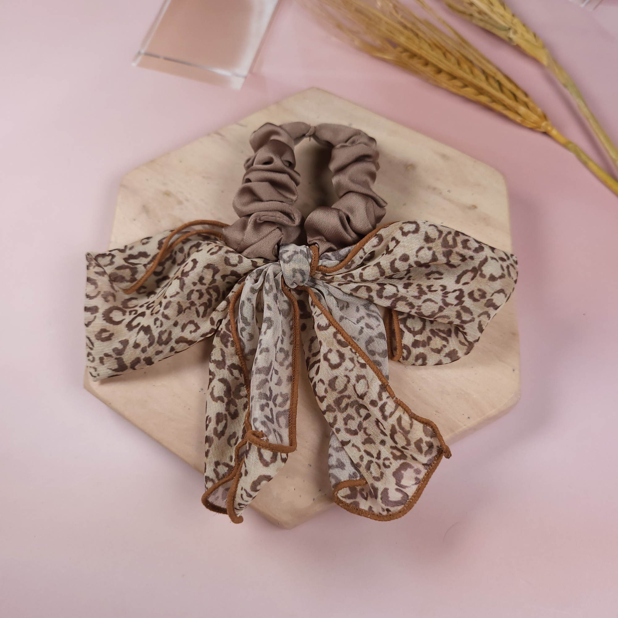 Floral Satin Scrunchie Fashion -Scrunchie