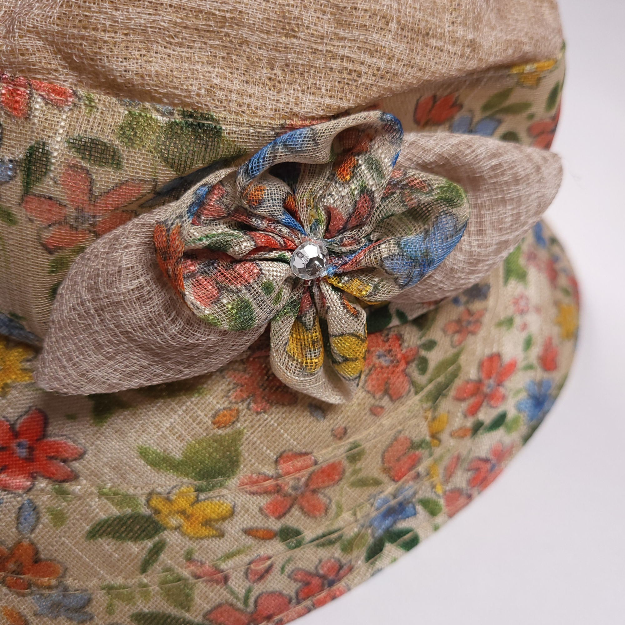 Flower Border Hat - Beige