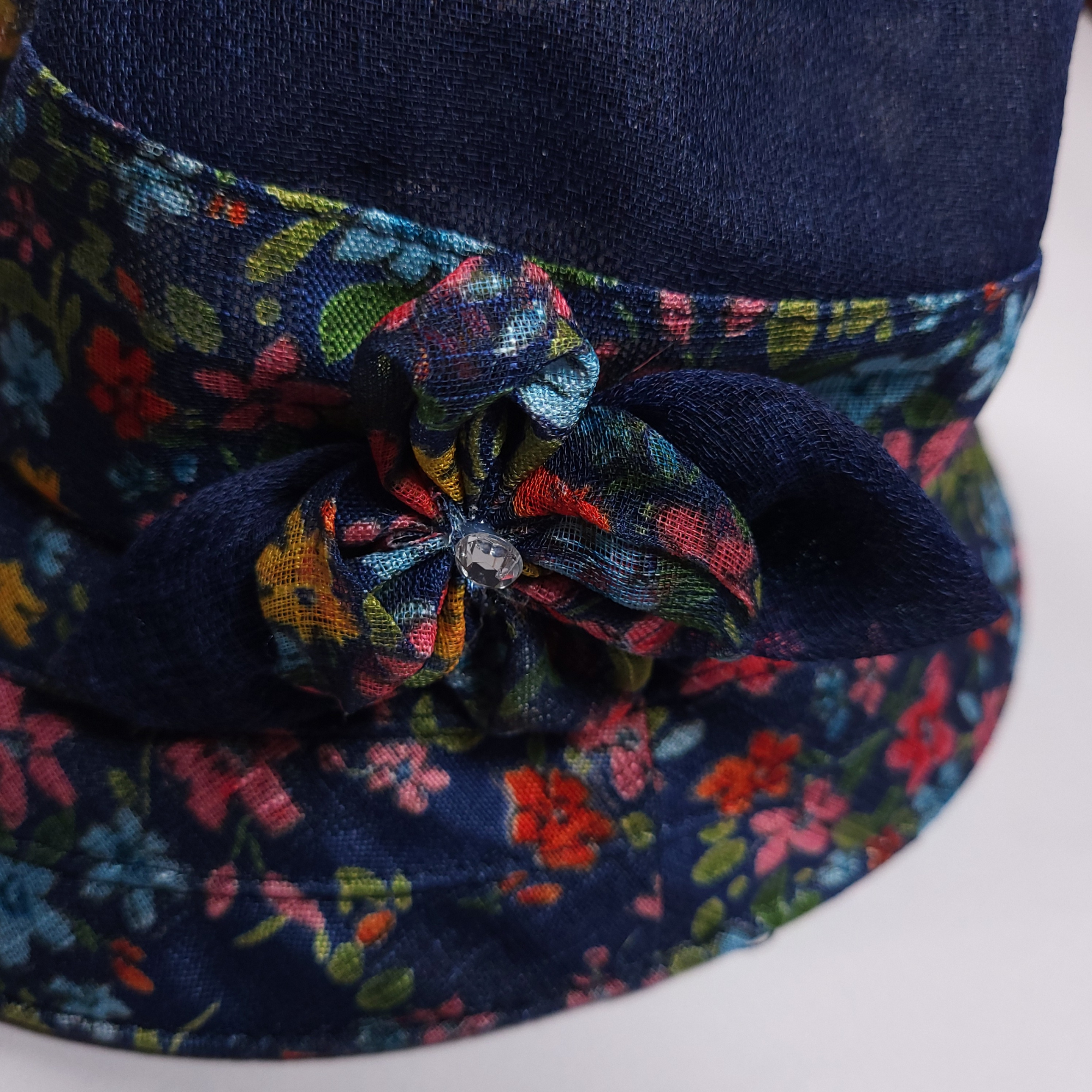 Flower Border Hat - Navy Blue 