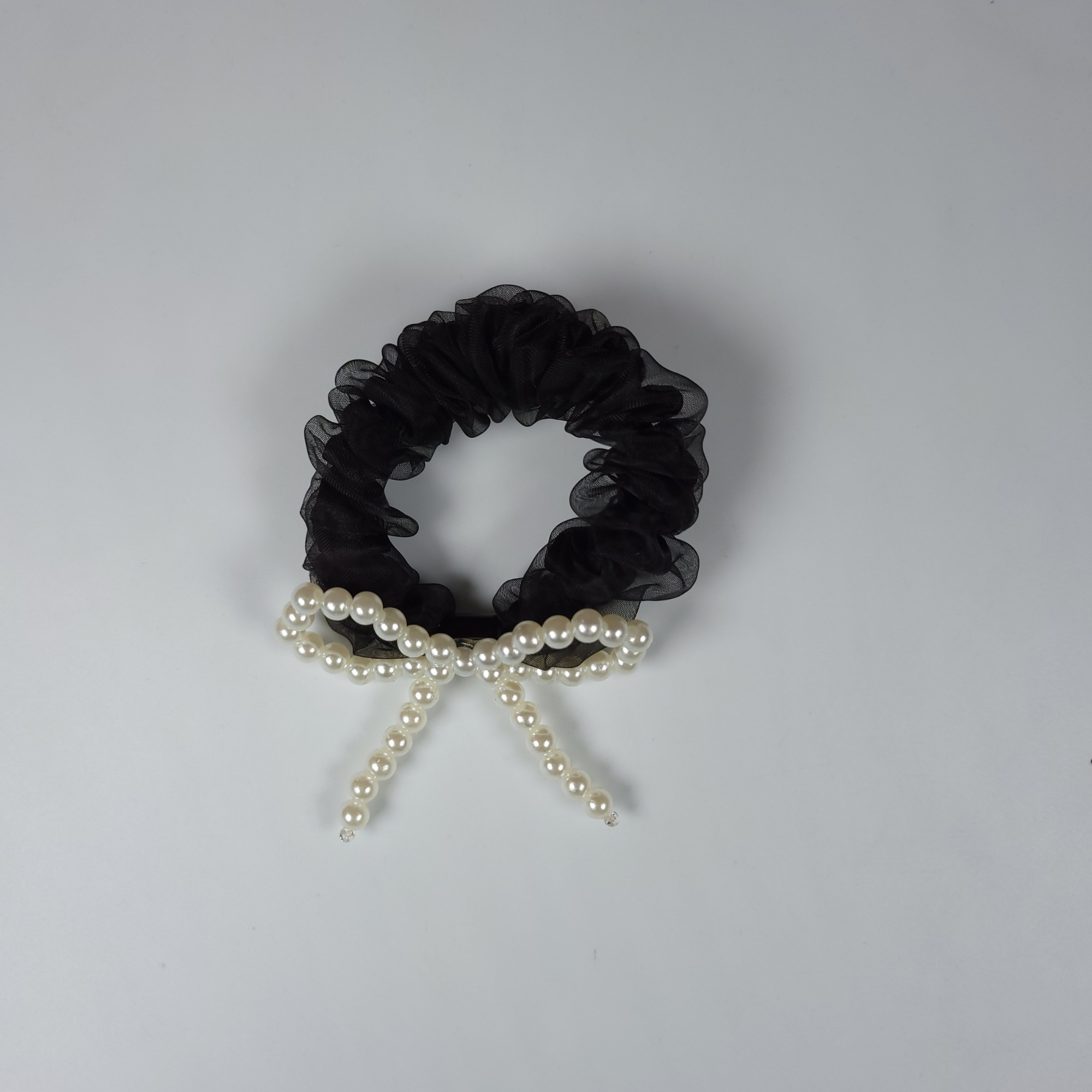 Graceful Bow Scrunchie White