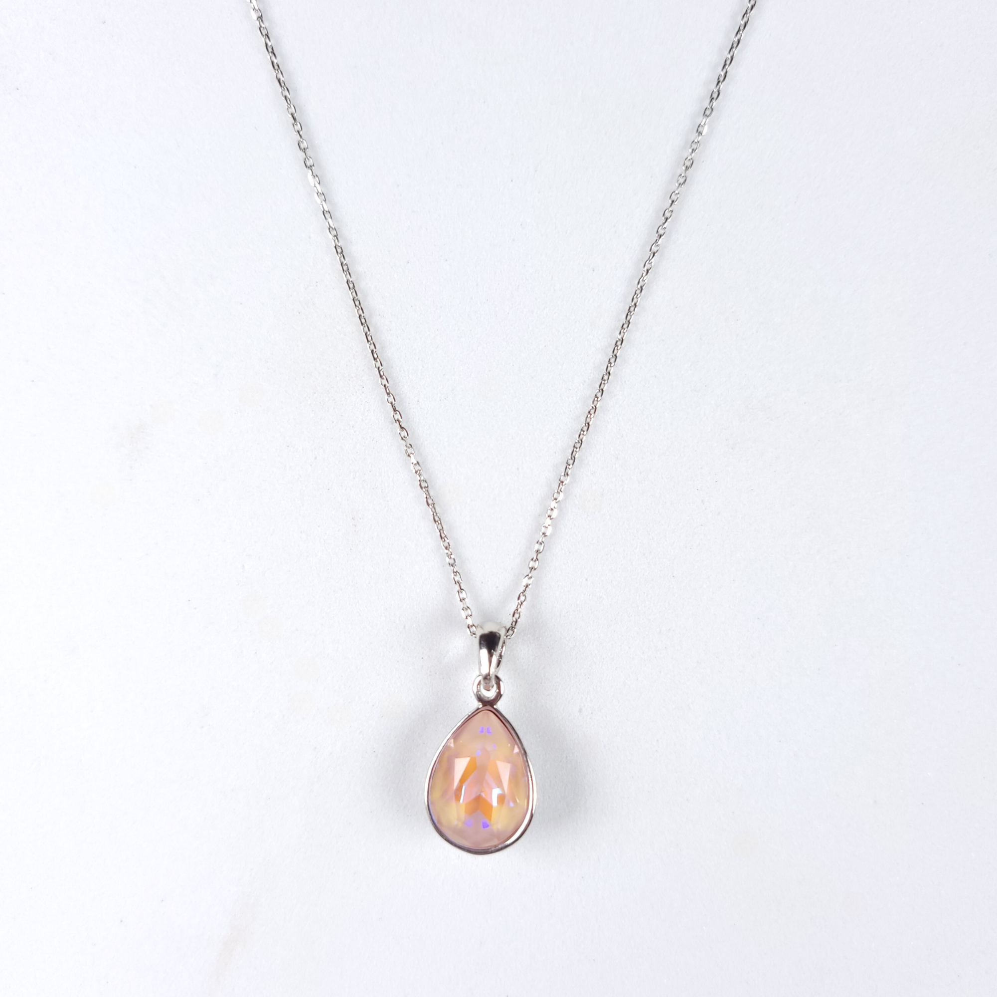 Harmony Oval Pendant