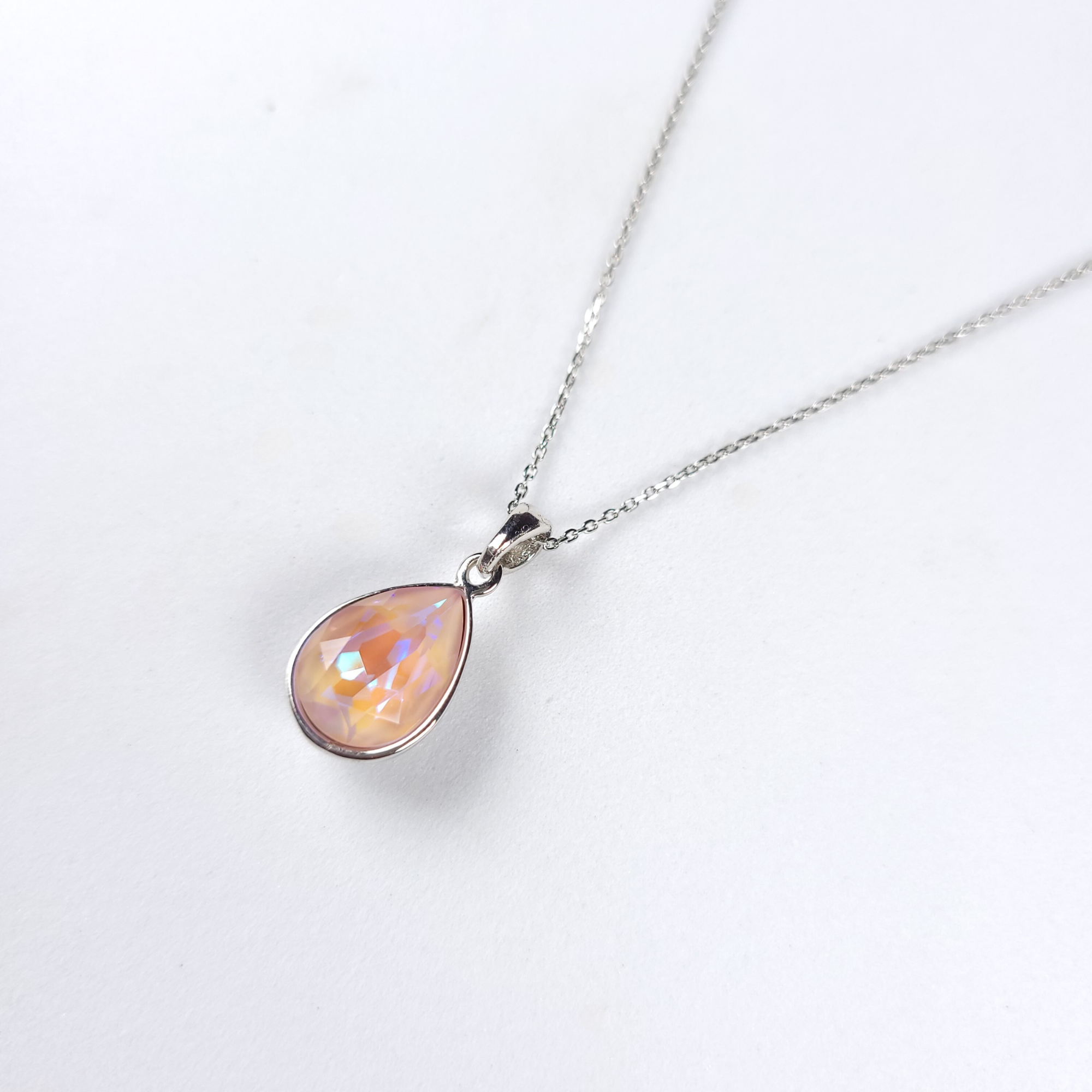 Harmony Oval Pendant