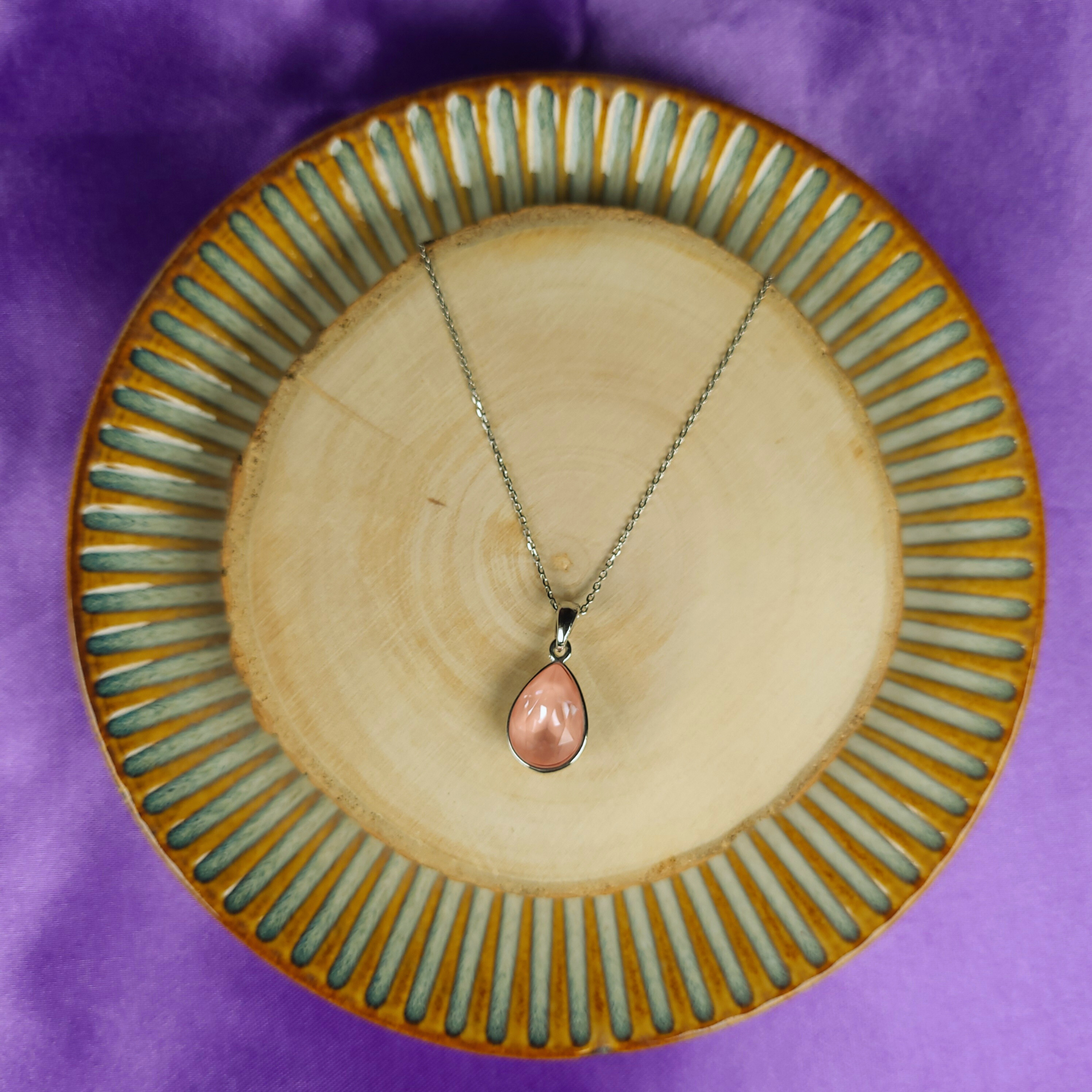 Harmony Oval Pendant