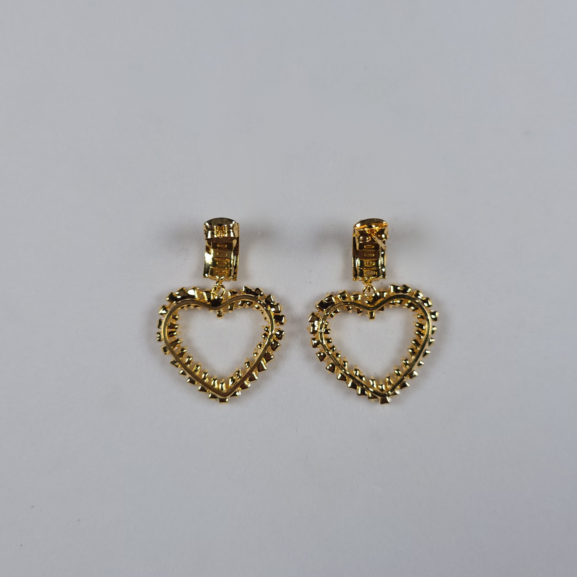 Pearls Of Korea Heart Glow Classic Earrings