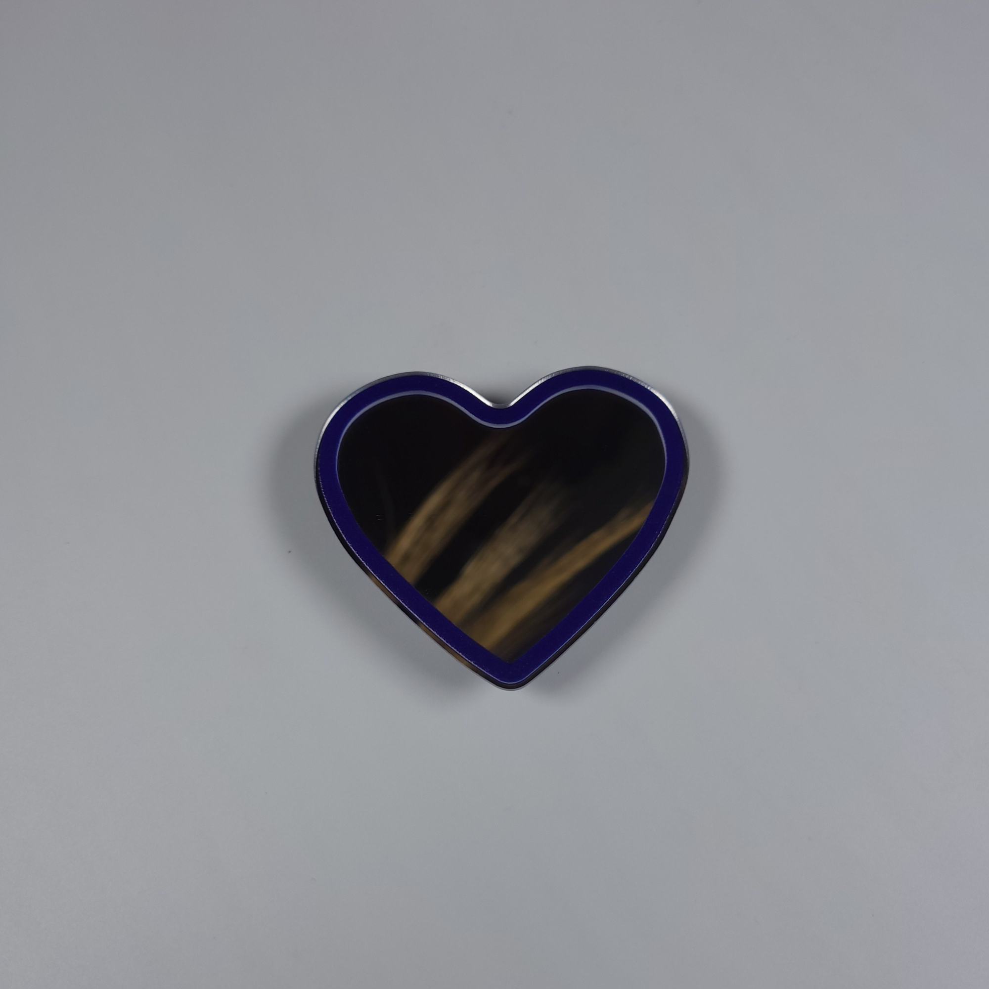 Heart Mirror Phone Holder Blue