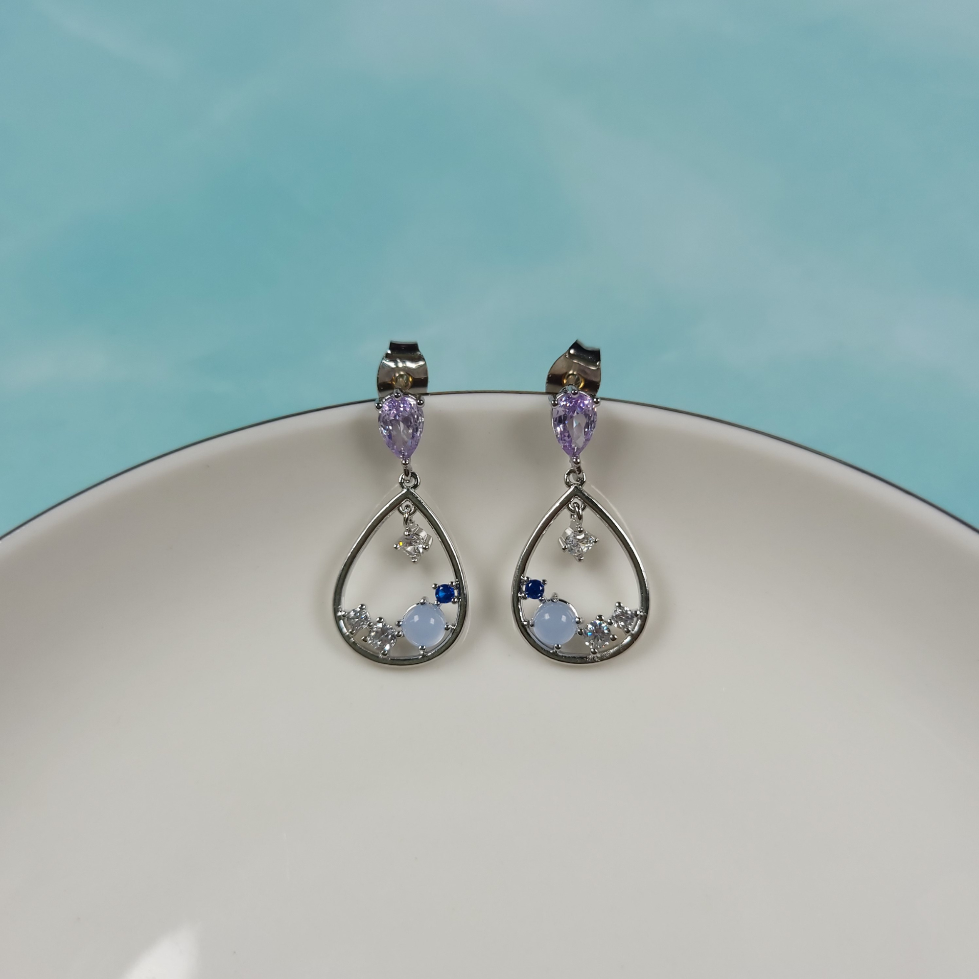 Pearls Of Korea Plead Drop Classic Earrings