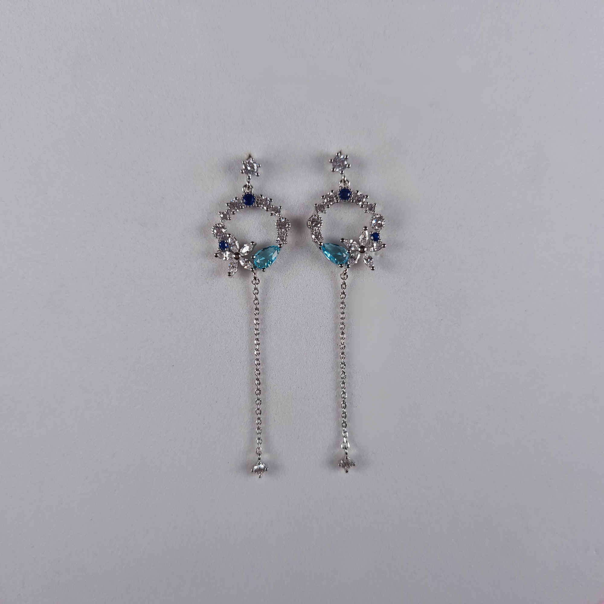 Pearls Of Korea Crystal Drop Classic Earrings