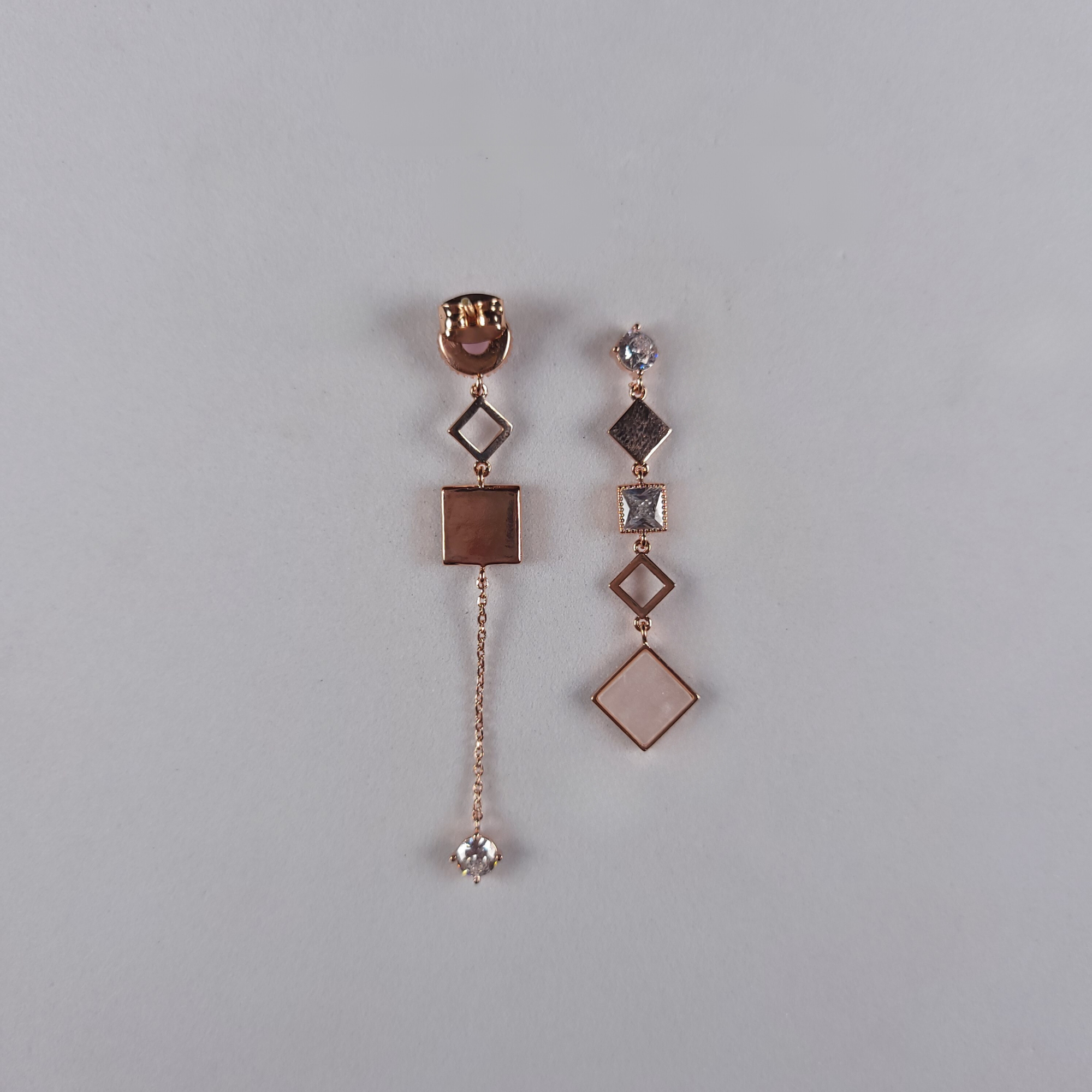 Pearls Of Korea Block Drop Classic Earrings