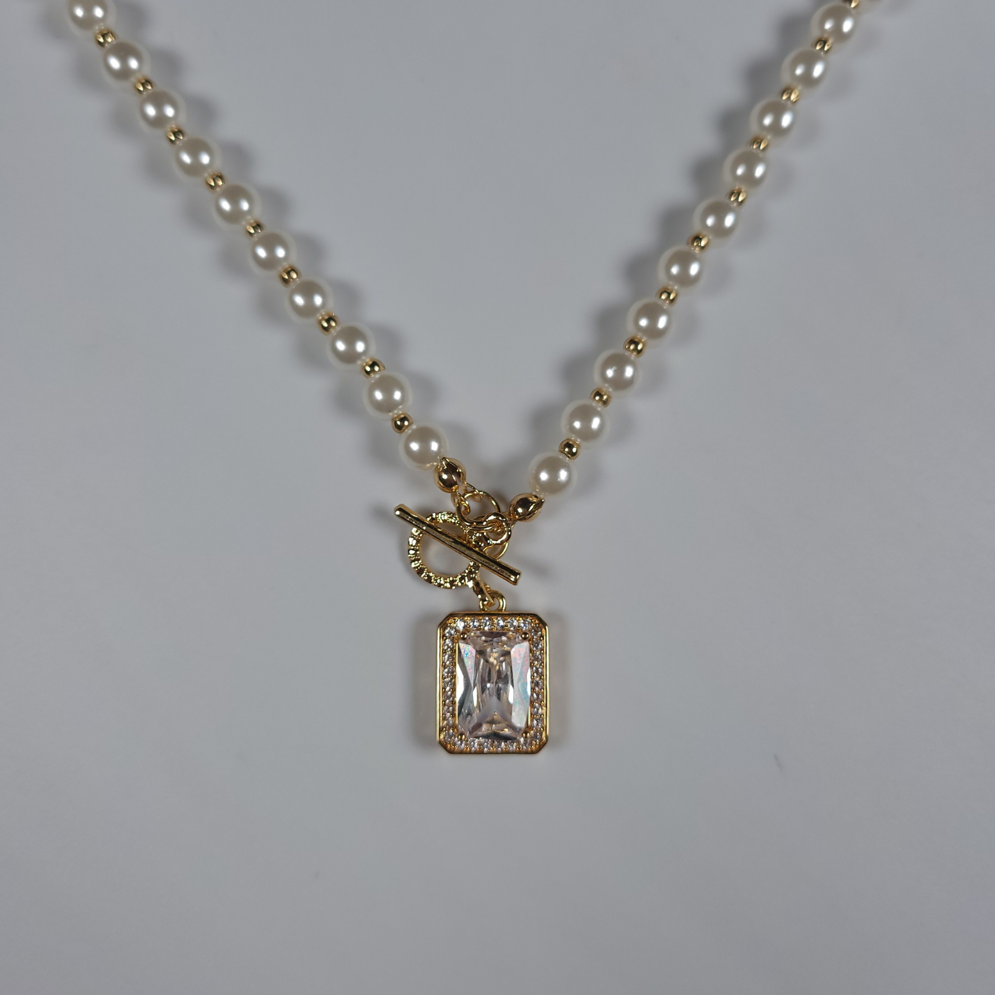 Pearl Elegance Crystal Block Necklace