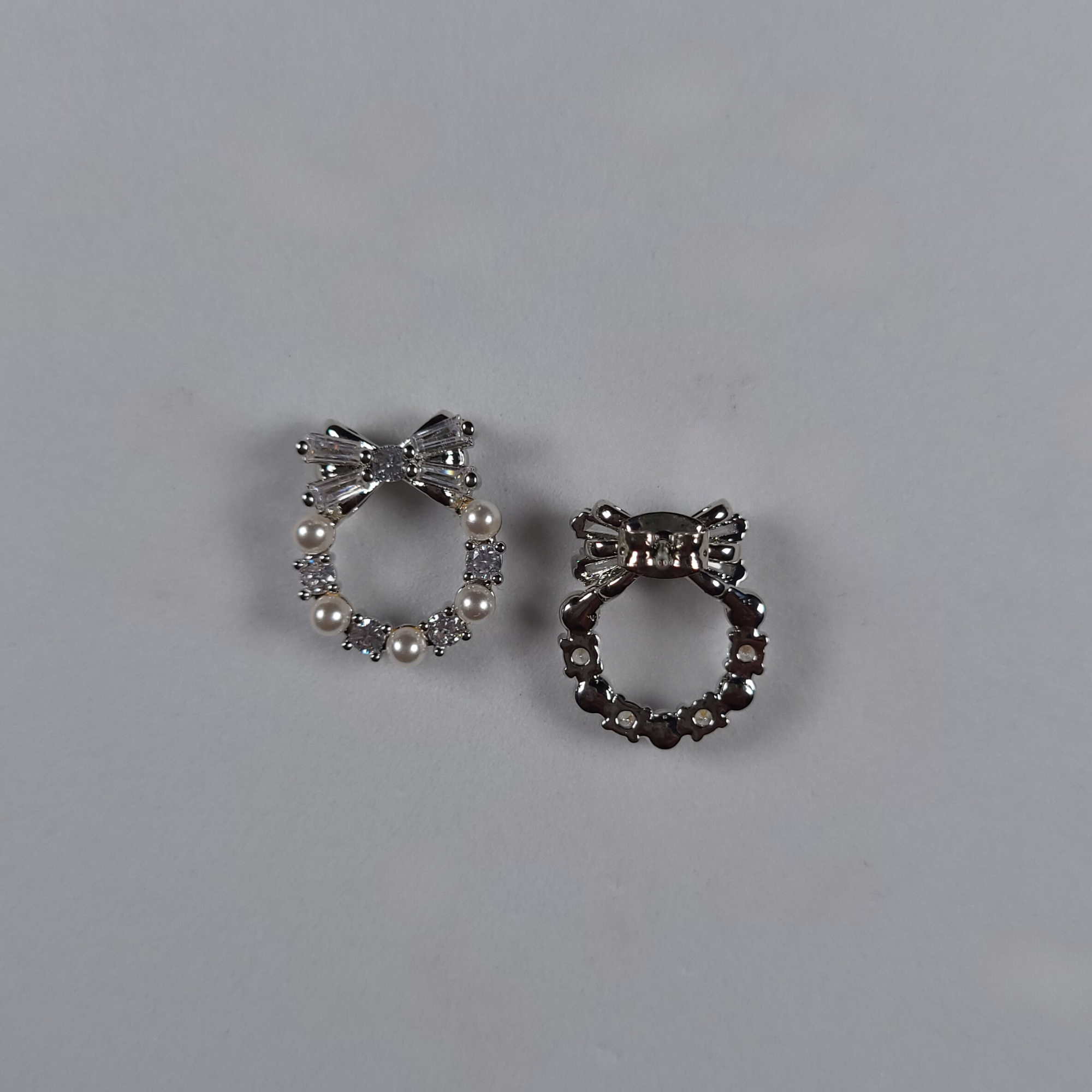 Bow Ring Classic Earring