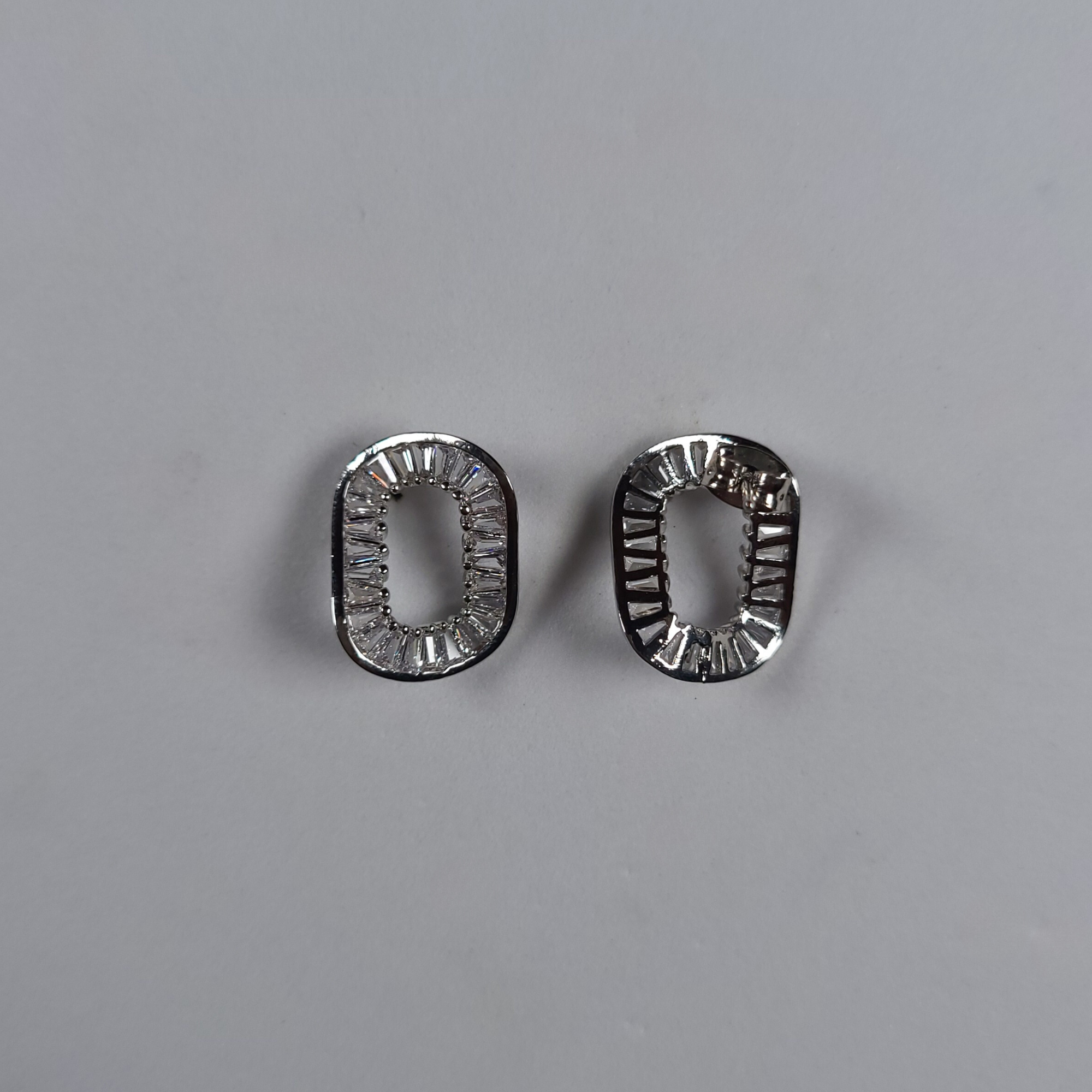 Wiggly Square Classic Earring