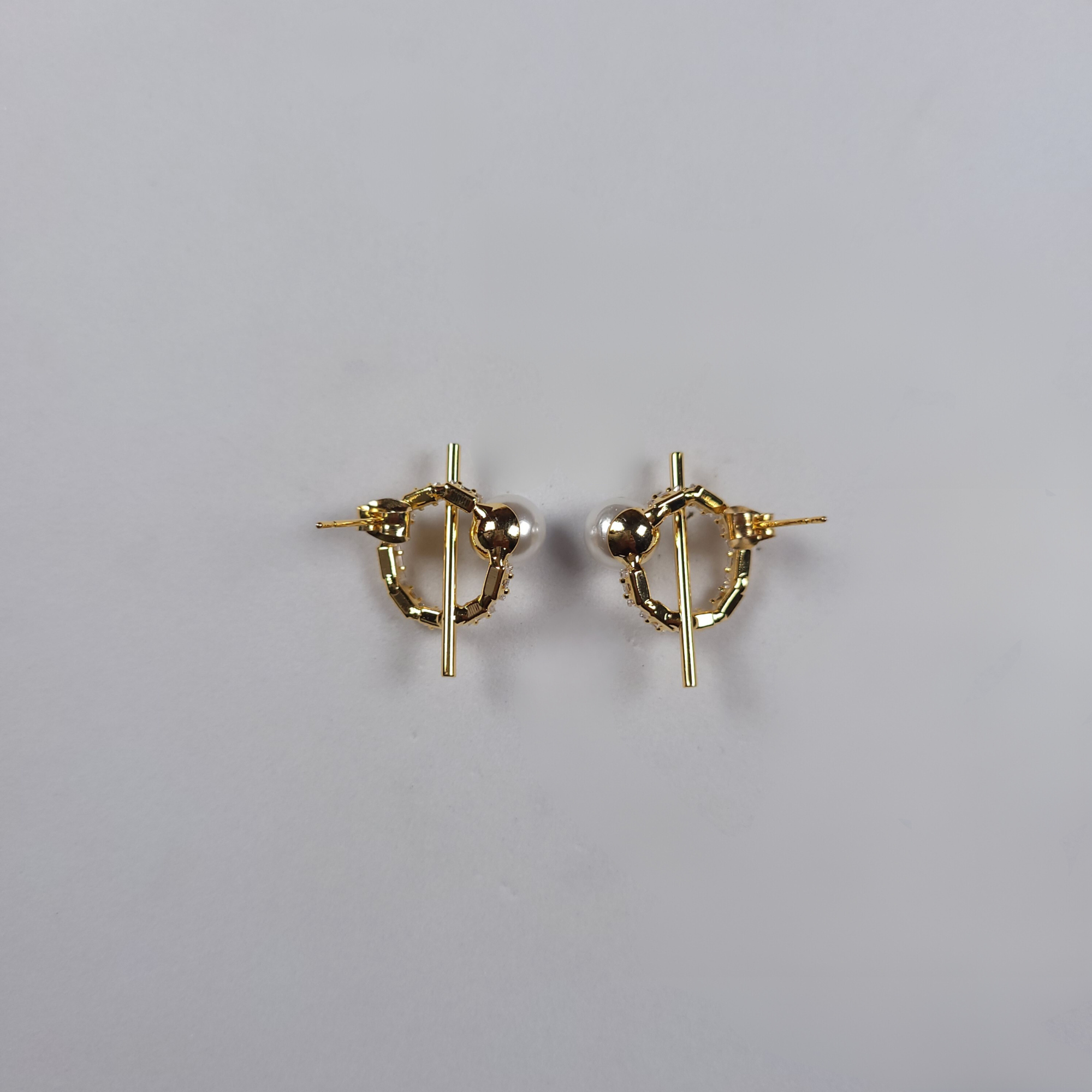 Pearls Of Korea Null Set Classic Earrings