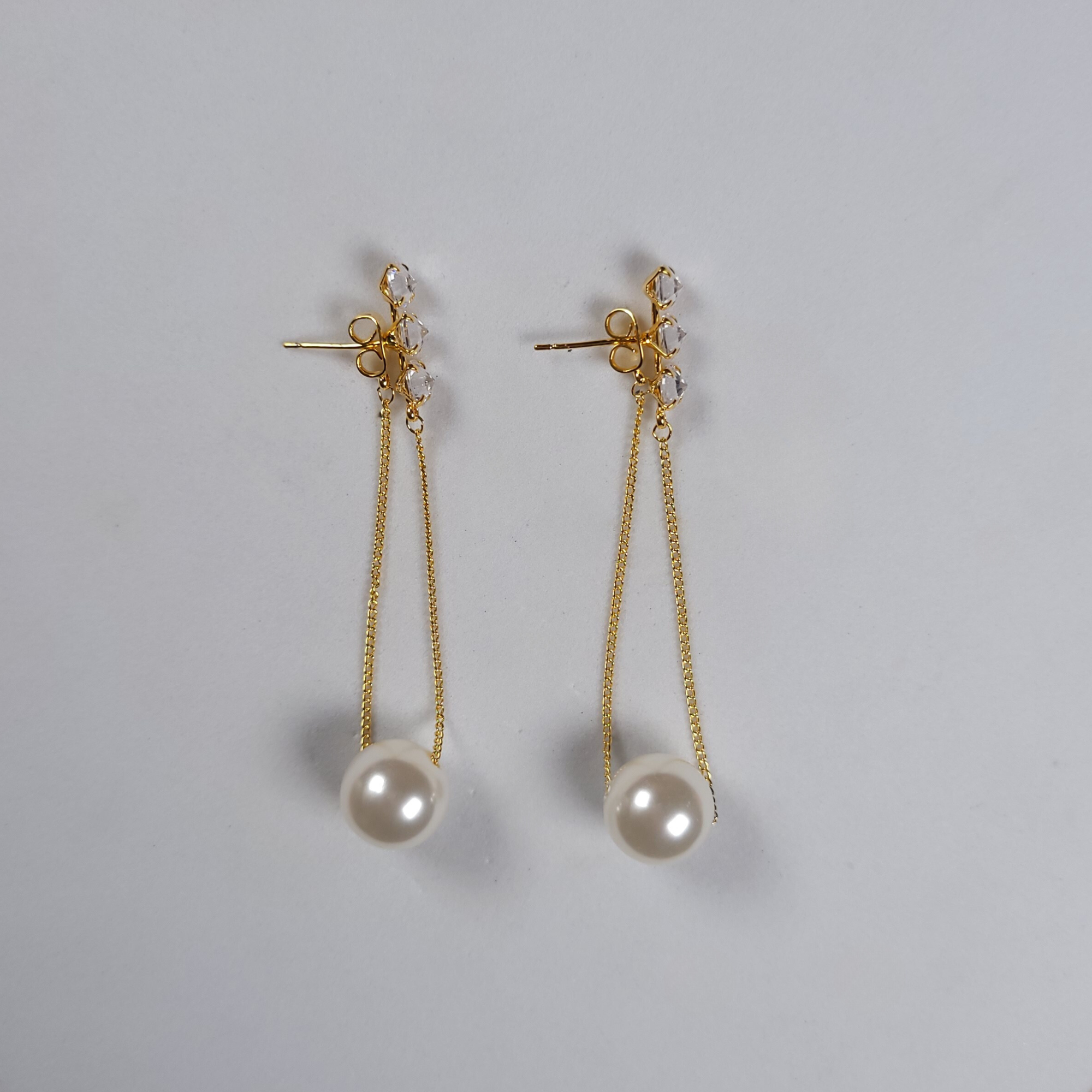 Pearl Dangle - Classic Earrings