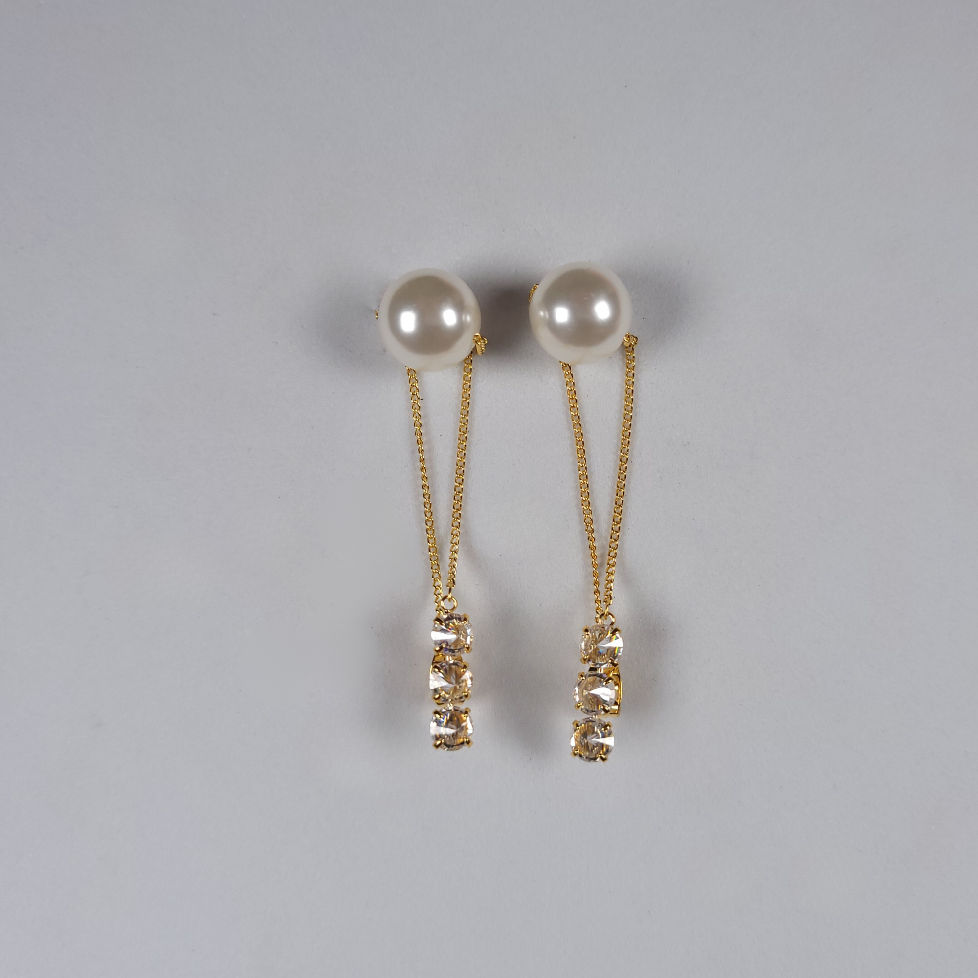 Pearl Dangle - Classic Earrings