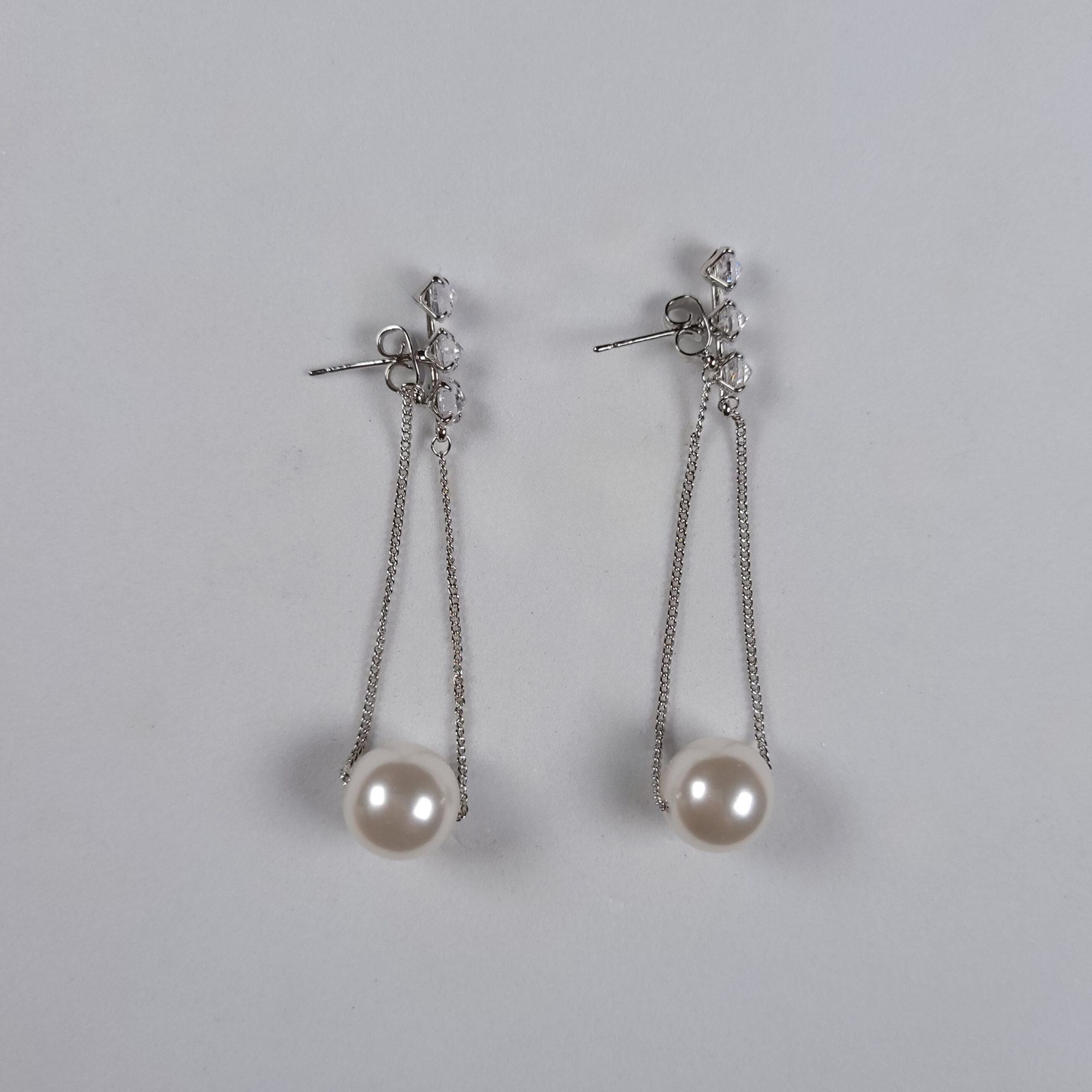 Pearl Dangle - Classic Earrings