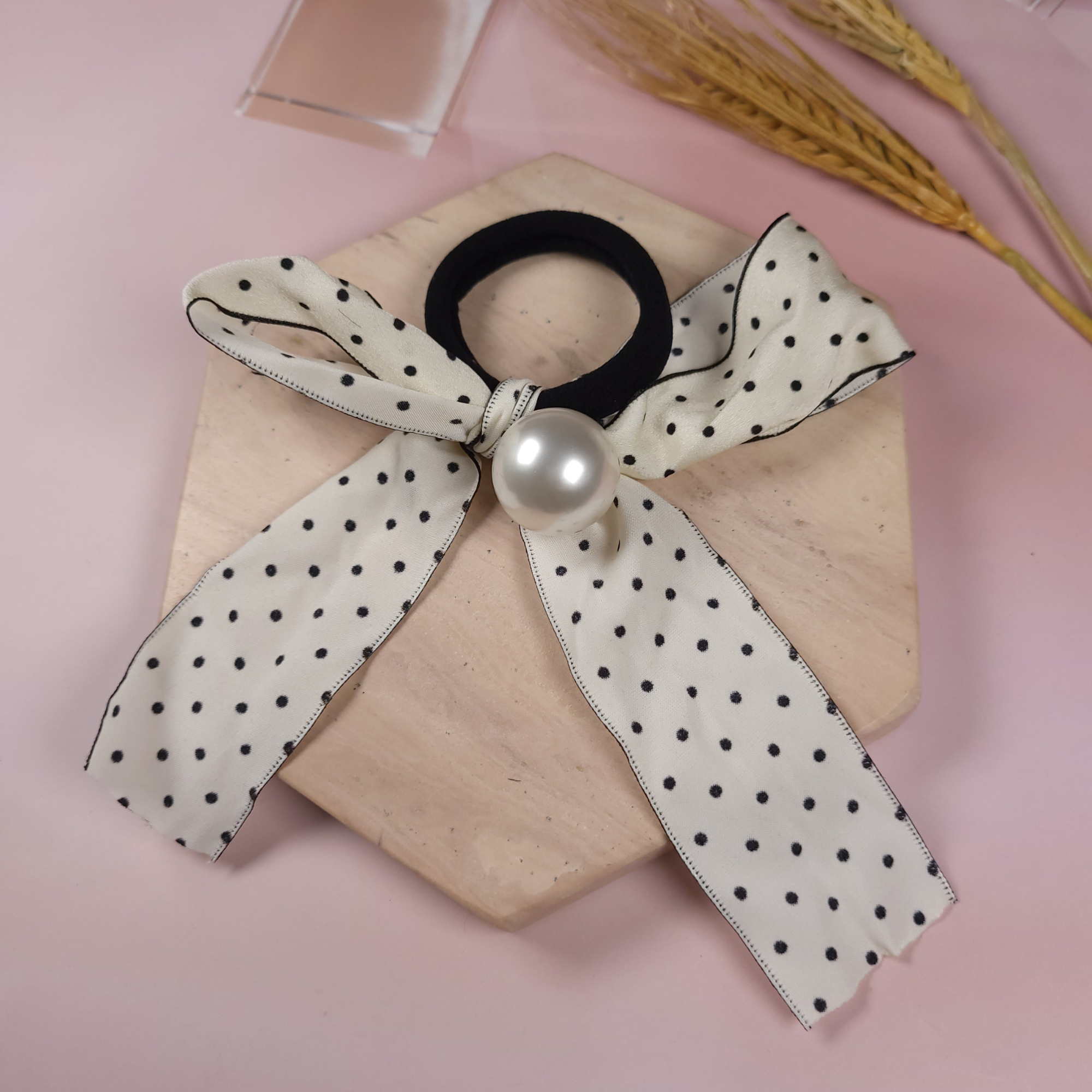 Polka Pearl Charm White 