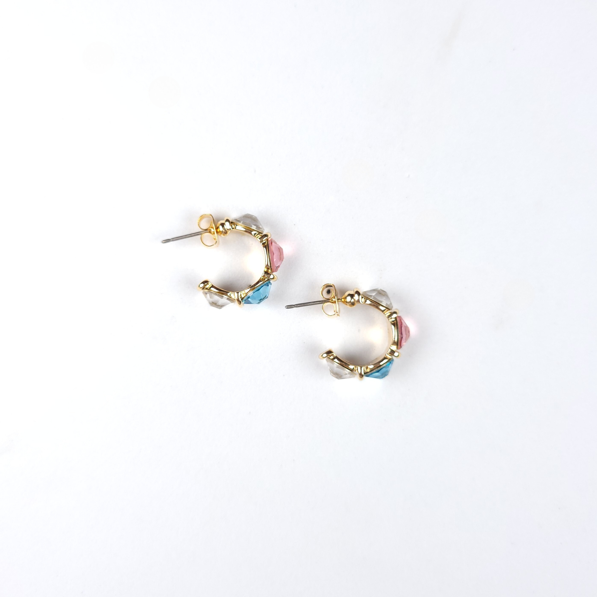 Shoddy Bend Dainty Earrings