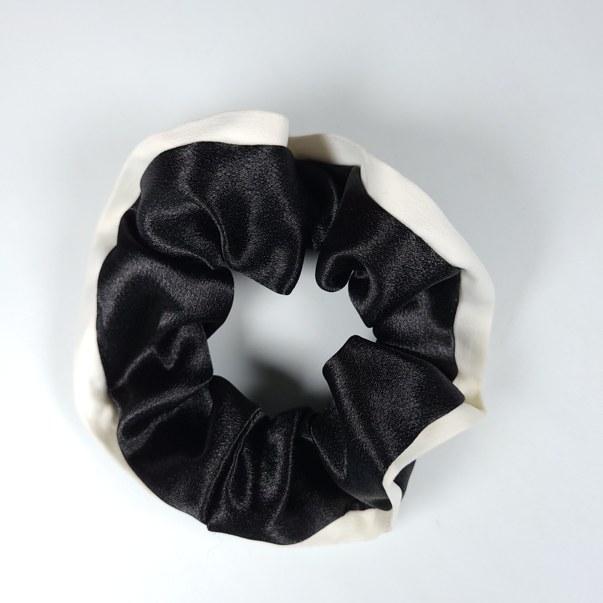 Silk Noir Scrunchie Black