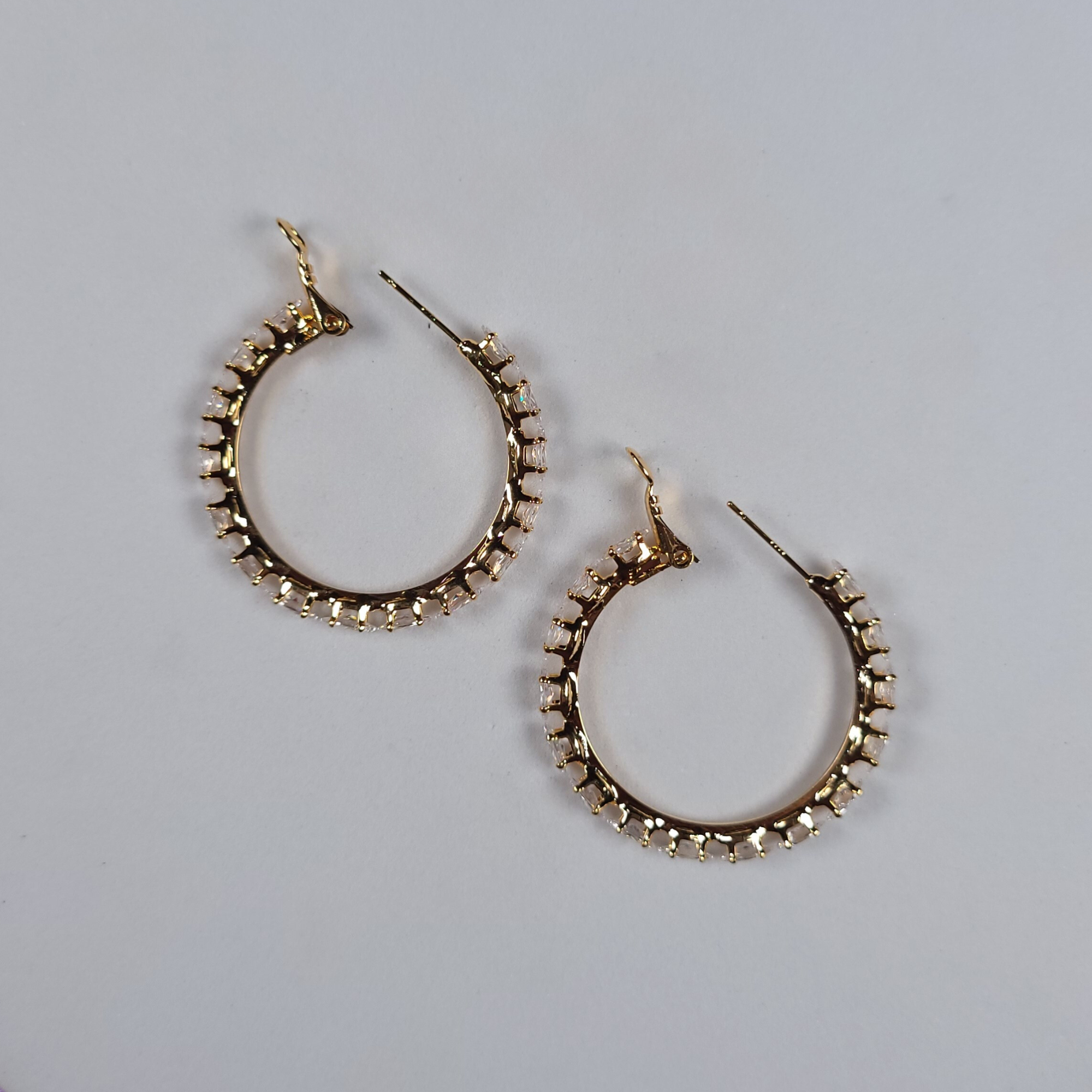 Pearls Of Korea Slim Hoop Classic Earring