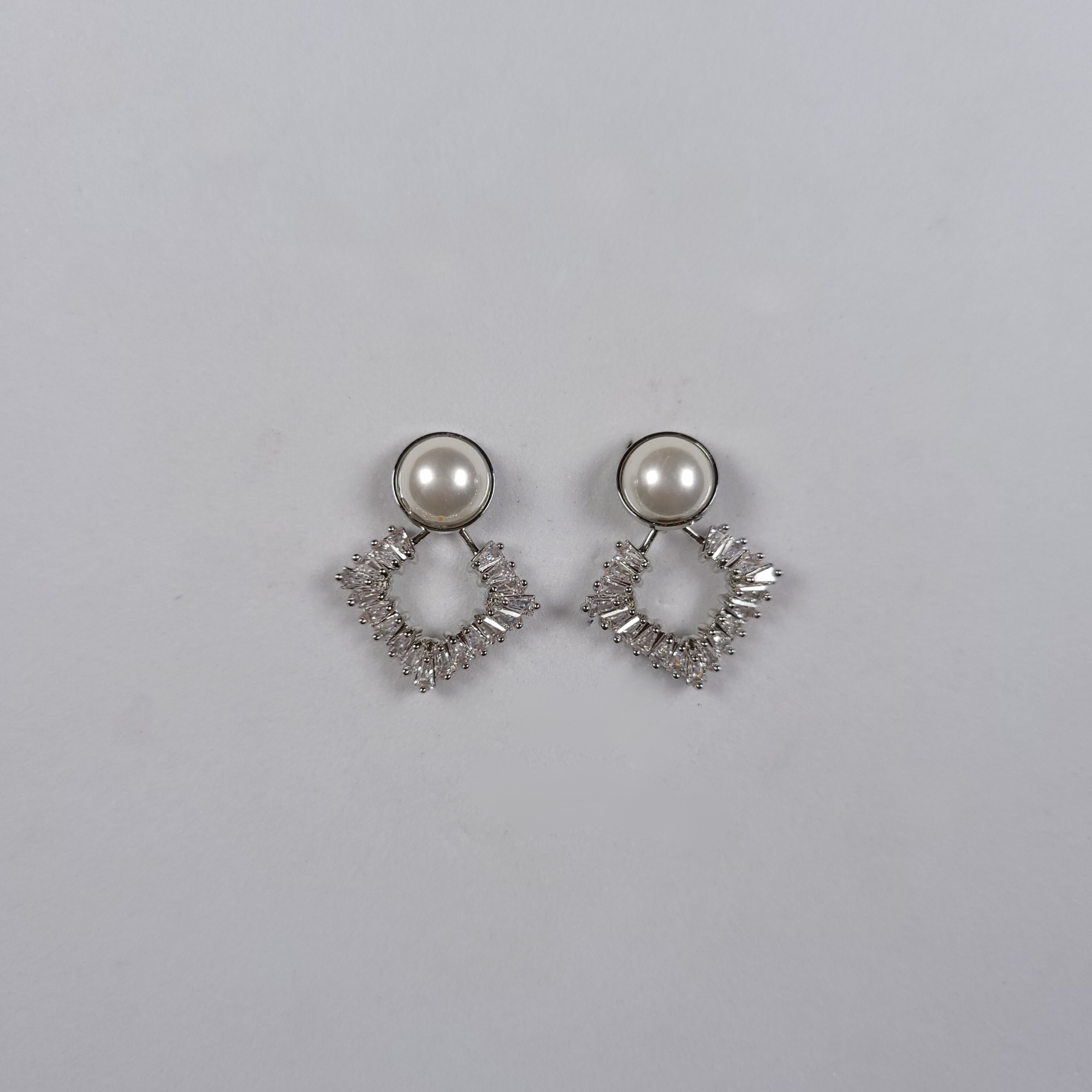 Square Pearl Classic Earrings