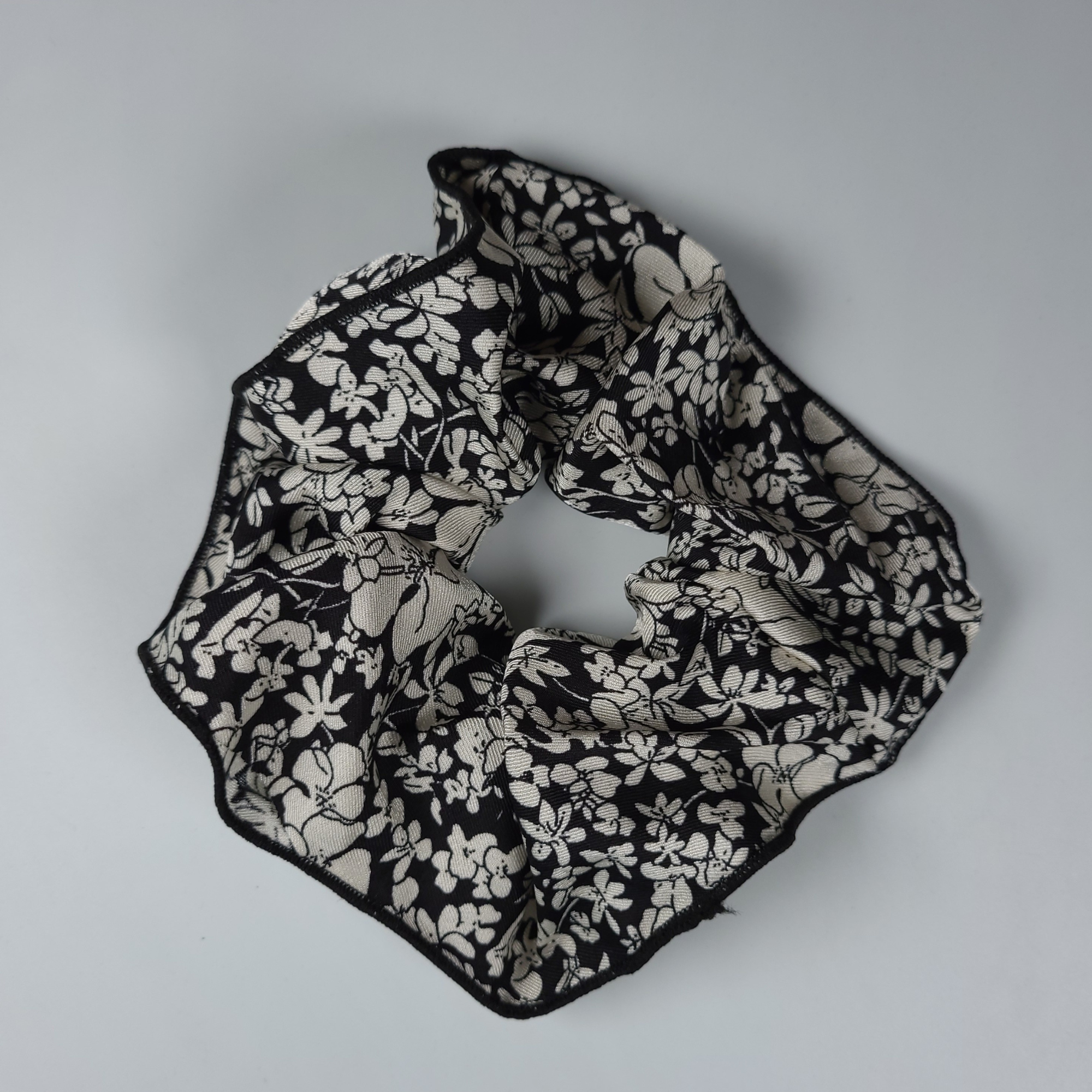 Timeless Scrunchies Black